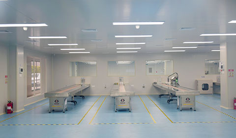 廣州化妝品代加工廠家分享化妝品貼牌的市場競爭和風險